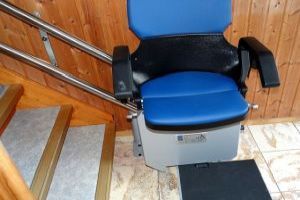 Treppenlift-Installation im Haus: Worauf sollte man besonders achten? - Bild: Ursula Fischer auf Pixabay