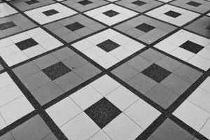 Fliesen f&uuml;r den gewerblichen und privaten Bereich - auf Trittsicherheit achten und die optimale Abriebklasse w&auml;hlen - Bild: note thanun auf Unsplash