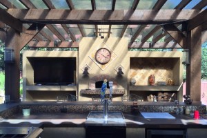 Mit der perfekten Terrassen&uuml;berdachung den Au&szlig;enbereich neu erfinden: Kauf-Tipps f&uuml;r mehr Wohnqualit&auml;t - Bild: toddpharistx / Pixabay