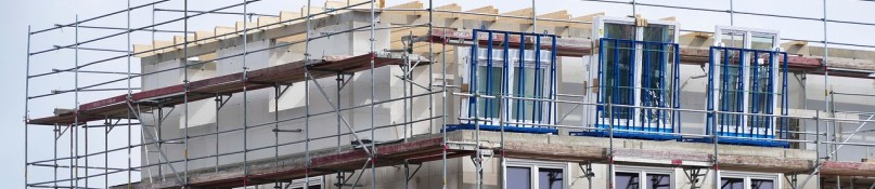 Ressourcenmanagement auf der Baustelle: Warum die richtige Ger&uuml;ststrategie &uuml;ber Margen entscheidet