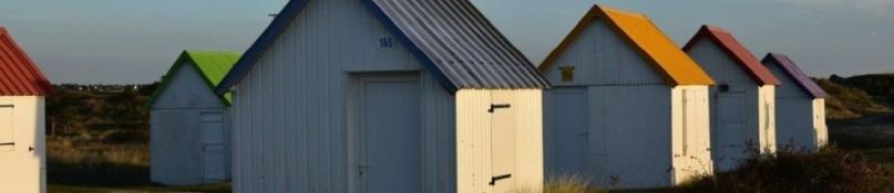 Kauf oder Miete von Arbeitsb&uuml;hnen: Diese &Uuml;berlegungen sollten Unternehmen im Vorfeld anstellen