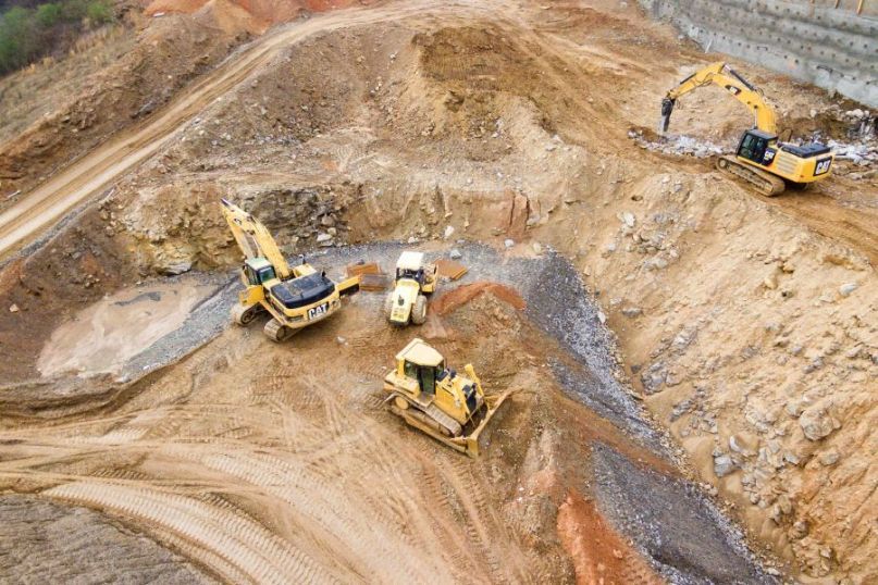 Die Gr&uuml;ndung bezeichnet den Prozess, bei dem ein neues Unternehmen oder eine Organisation ins Leben gerufen wird.