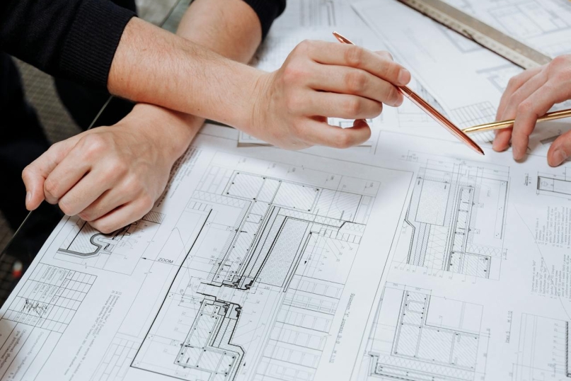 Die Konzeption bezieht sich auf den Prozess der Entwicklung, Ausarbeitung oder Planung eines Konzepts.