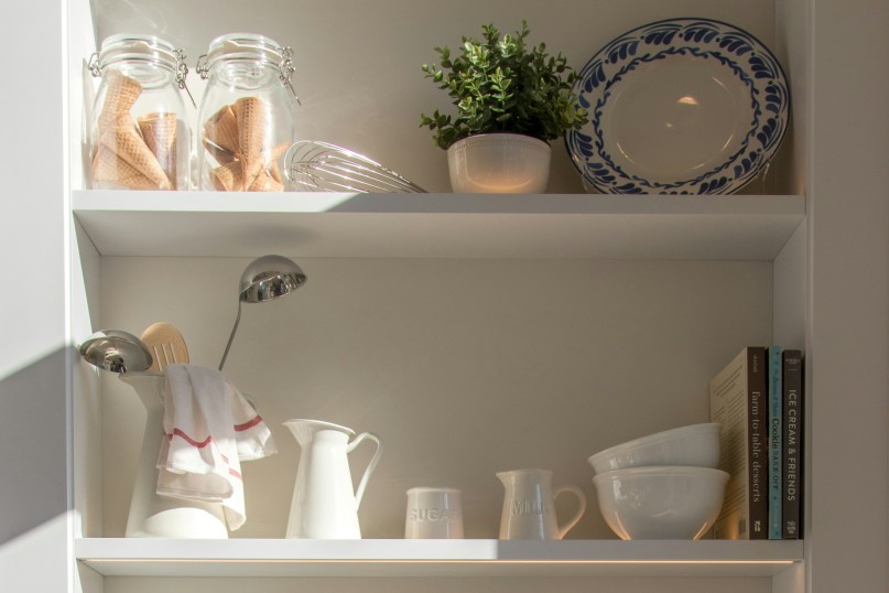 Eine Lagerl&ouml;sung umfasst Strategien, Systeme und Techniken, die zur optimalen Nutzung und Organisation von Lagerkapazit&auml;ten eingesetzt werden.